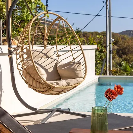 Aigli Skala Maries Deluxe דירה